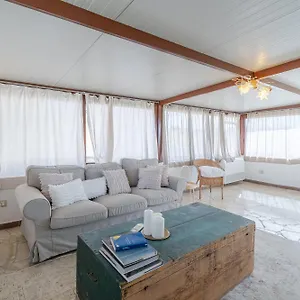 https://casa-cantina-scalecci.sicilyhotelsitaly.net